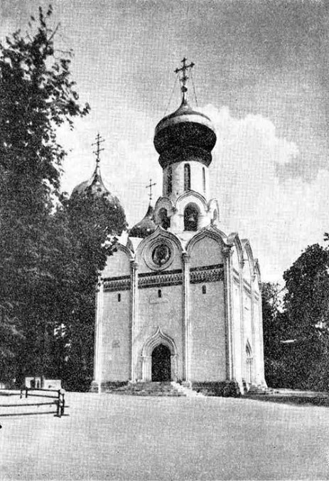 Троице-Сергиевский монастырь. Духовская церковь, 1476—1477 гг. 